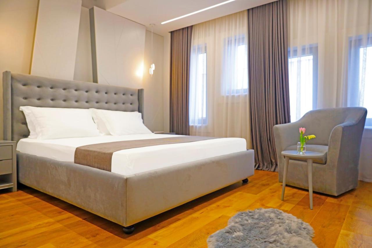 Mark Hotel Tirana Bërxull Exteriér fotografie