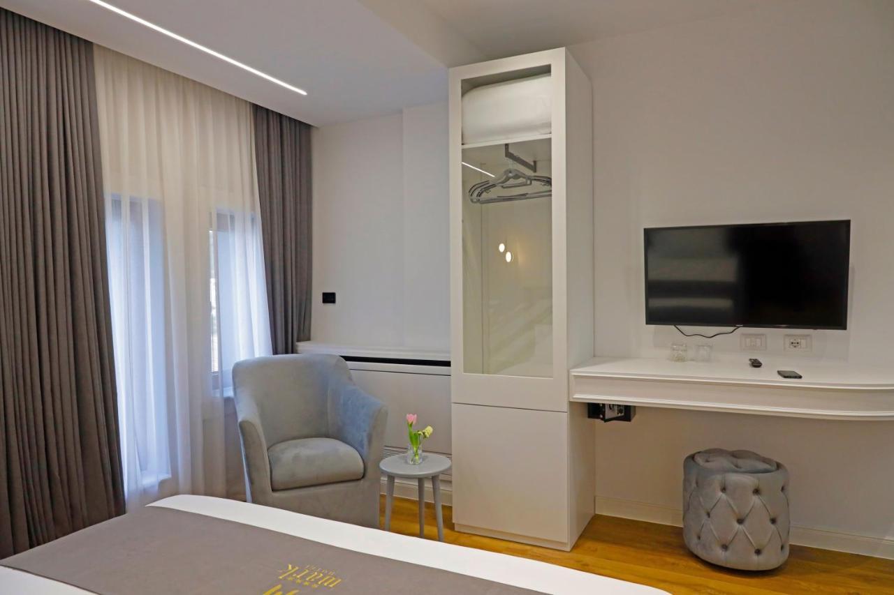 Mark Hotel Tirana Bërxull Exteriér fotografie