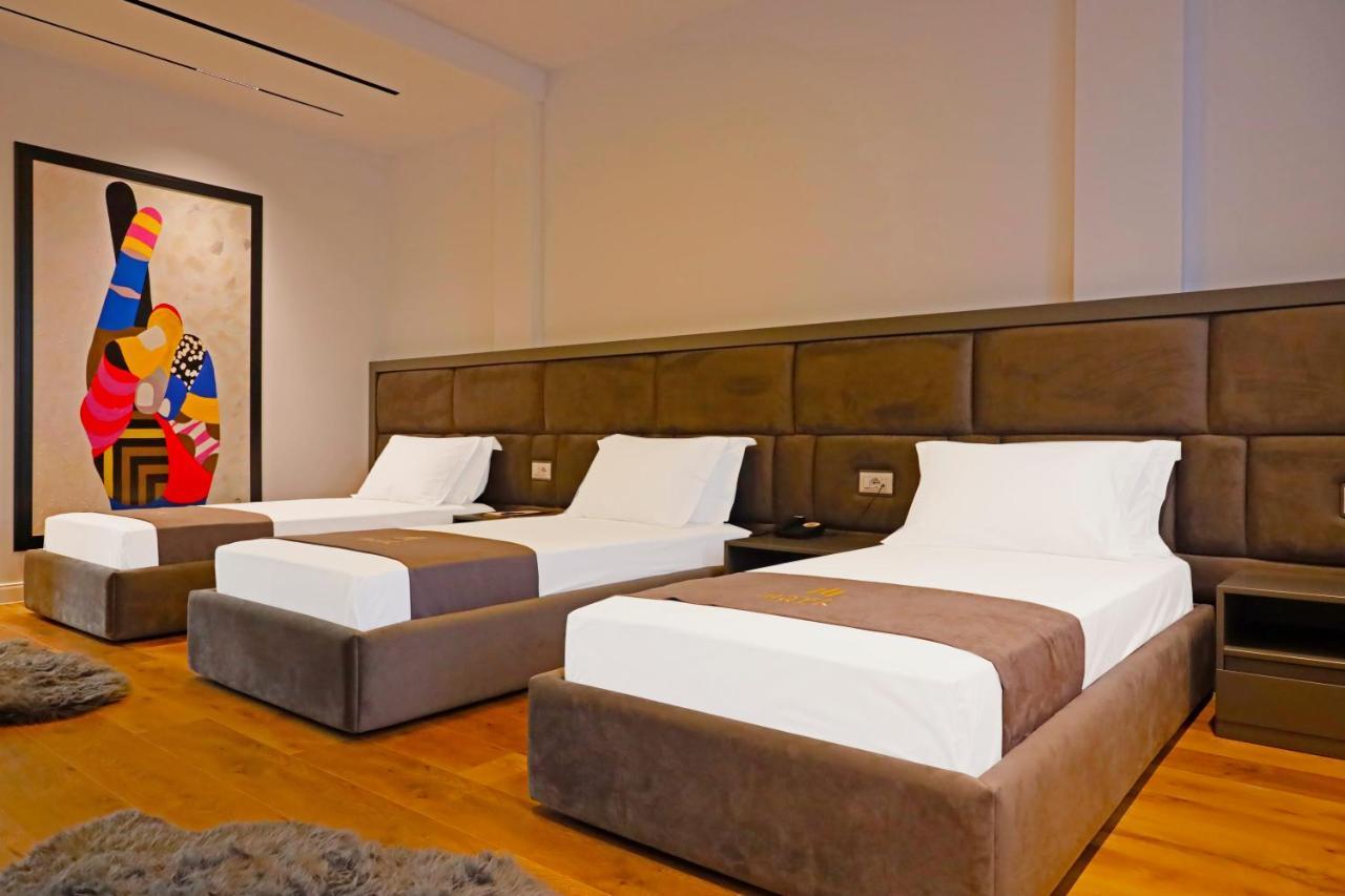Mark Hotel Tirana Bërxull Exteriér fotografie